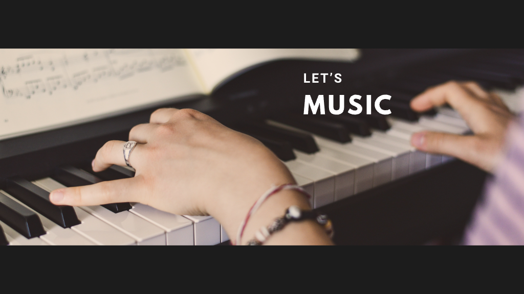Let's Music — hands at the piano